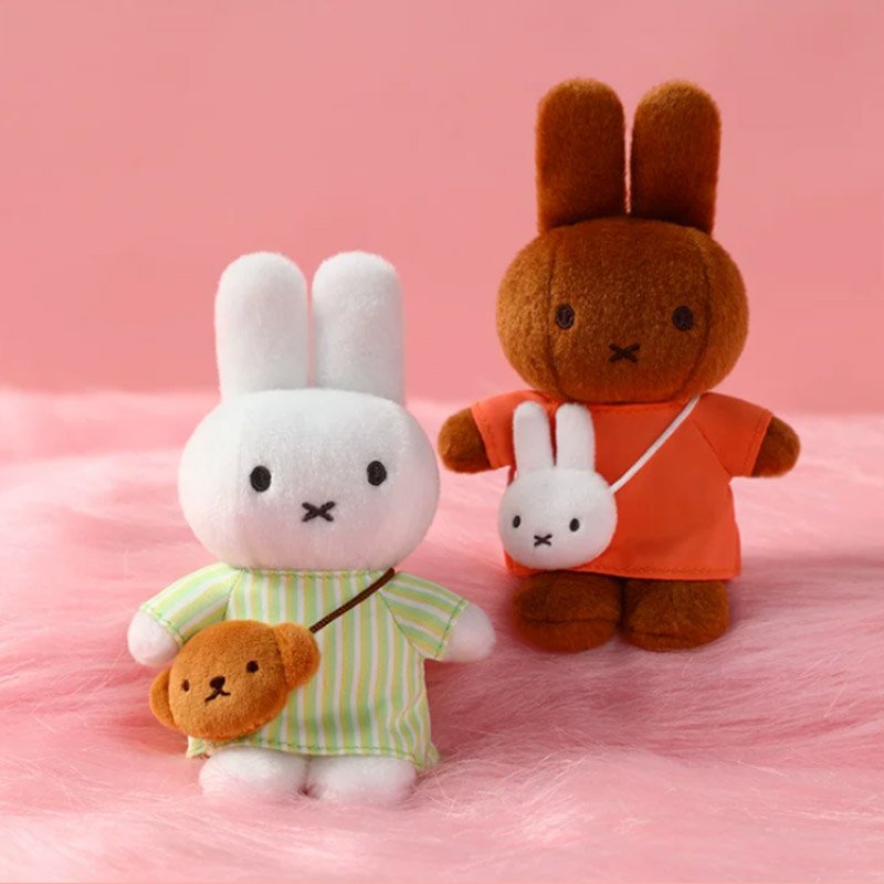 VIPO Miffy Bag Series Blind Box collectible featuring cute Miffy designs with mini bags