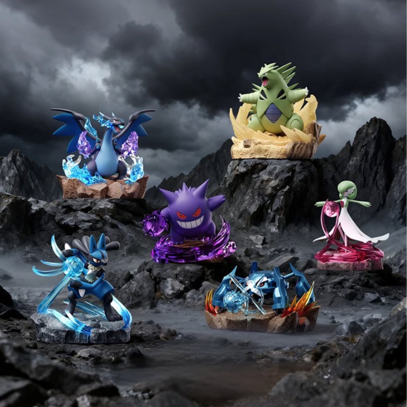 Holly Box Pokemon Gardevoir Light Up Figure - Image 2