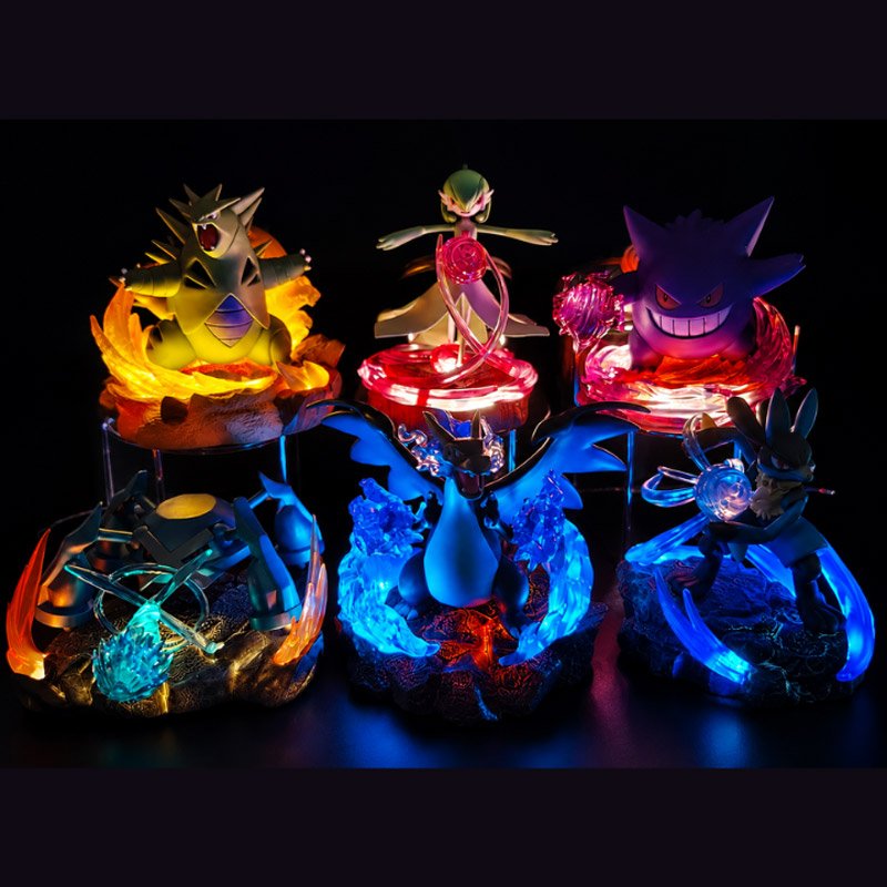 Holly Box Pokemon Gardevoir Light Up Figure - Image 3